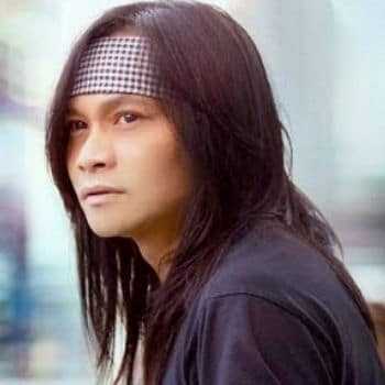 คอร์ดเพลง อยากกอดเธอ - พี สะเดิด