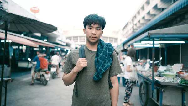 คอร์ดเพลง เมือบ้าน - เนม สุรพงศ์ feat. ฮันนี่ นิชาดา