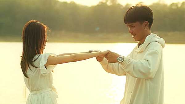 คอร์ดเพลง อยากถามหัวใจ - MAN'R
