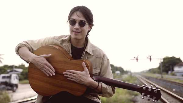 คอร์ดเพลง หนีกรุง - Jesse Mek คอร์ดเพลง หนีกรุง - Jesse Mek