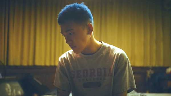 คอร์ดเพลง ปล่อยปาก - Atom ชนกันต์