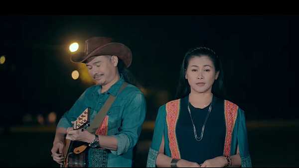 คอร์ดเพลง ดวงจันทร์บนยอดเขา - ไม้เมือง feat. แร็พอีสาน คอร์ดเพลง ดวงจันทร์บนยอดเขา - ไม้เมือง feat. แร็พอีสาน