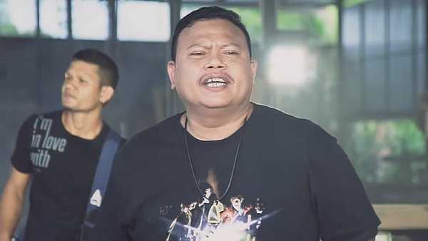 คอร์ดเพลง แม่เฒ่าเห้อ - ธีเดช ทองอภิชาติ