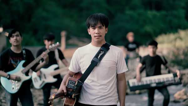 คอร์ดเพลง ฤดูฝนฤดูเหงา - เนม สุรพงศ์ คอร์ดเพลง ฤดูฝนฤดูเหงา - เนม สุรพงศ์