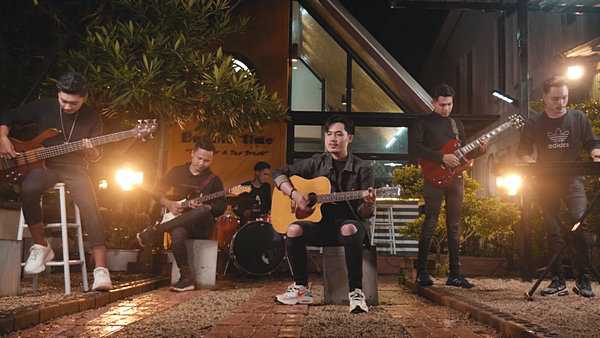 คอร์ดเพลง ไม่ต้องแข่งกับใครเลย วงบาวบาว คอร์ดเพลง ไม่ต้องแข่งกับใครเลย วงบาวบาว