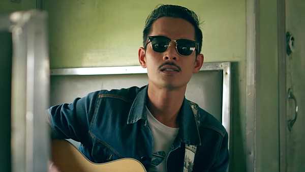 คอร์ดเพลง ไม่รอเธอ เซ็น ธวัชชัย