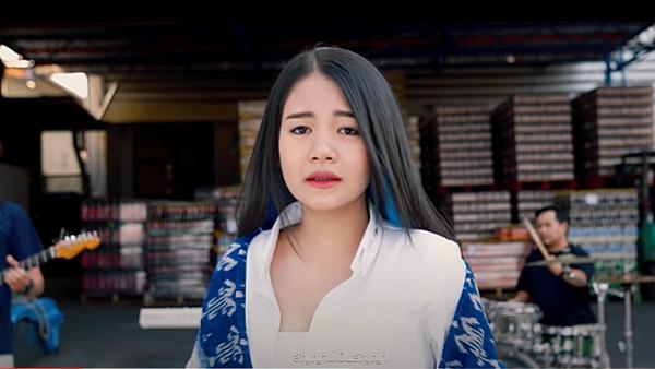 คอร์ดเพลง บ่มีคำว่าตลอดไป ปอ วงนิยม