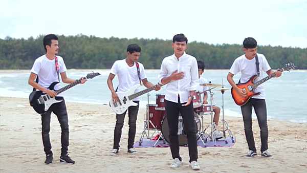 คอร์ดเพลง หวั่นใจ วงจันทรัตน์