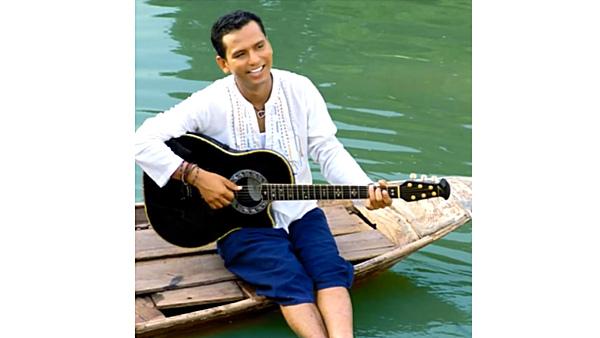 คอร์ดเพลง กินอยู่กับปากอยากอยู่กับน้อง ไท ธนาวุฒิ (ชีวิตภาคค่ำ) คอร์ดเพลง กินอยู่กับปากอยากอยู่กับน้อง ไท ธนาวุฒิ (ชีวิตภาคค่ำ)