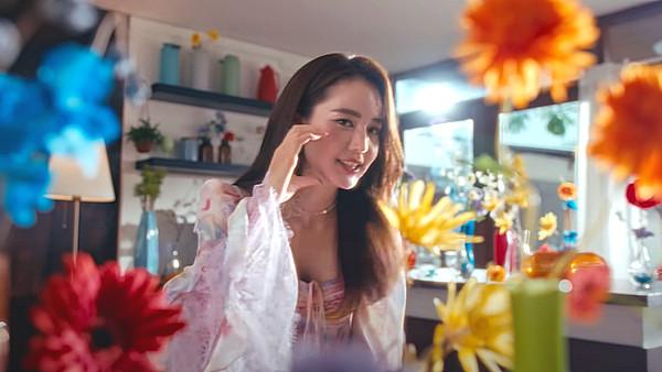 คอร์ดเพลง แนะนำให้เป็นแฟนเรา โบว์ เมลดา (BOW Maylada) feat. Guygeegee