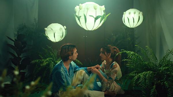 คอร์ดเพลง ร้องไห้กับความเสียใจบ้างก็ได้ เรนิษรา
