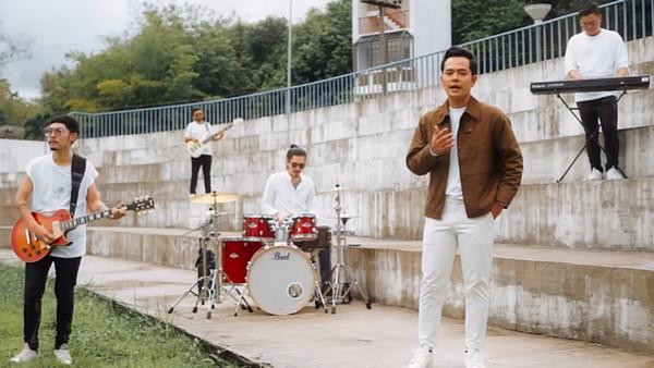 คอร์ดเพลง ไม่ดีไม่ต้องจำ เปิดเกมส์