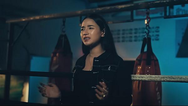 คอร์ดเพลง วันต่อวัน (เงาพระจันทร์ ลูกทรายกองดิน) ฝ้าย กรรติมา x มอมแมม คอร์ดเพลง วันต่อวัน (เงาพระจันทร์ ลูกทรายกองดิน) ฝ้าย กรรติมา x มอมแมม