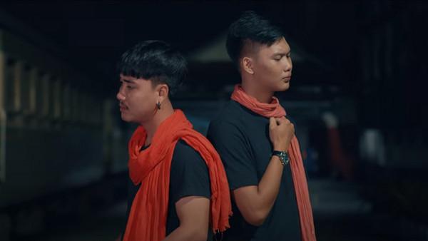 คอร์ดเพลง พ่อเห้อแม่เห้อ บังซัก ก้าวร้าว x เอ็กซ์ พงศธร คอร์ดเพลง พ่อเห้อแม่เห้อ บังซัก ก้าวร้าว x เอ็กซ์ พงศธร