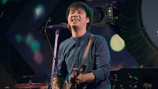คอร์ดเพลง ท่ามกลางร้านเหล้า บ.เบิ้ล สามร้อย