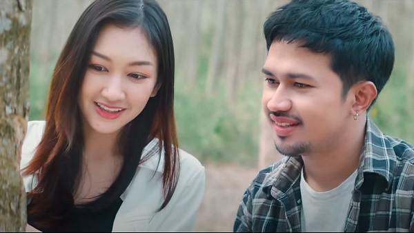 คอร์ดเพลง กรีดยางไปขอ วงแทมมะริน x บ่าววี คอร์ดเพลง กรีดยางไปขอ วงแทมมะริน x บ่าววี